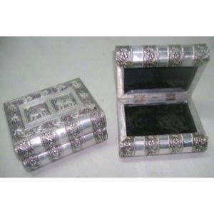 Smykkeskrin fors�lvet 18x14x9cm