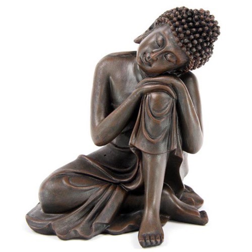 Buddha siddende træfarvet polyresin h:12cm - Se flere Buddha figurer og Spejle