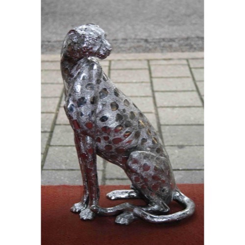Gepard sølvfarvet polyresin h:42cm - Se flere Figurer og Spejle