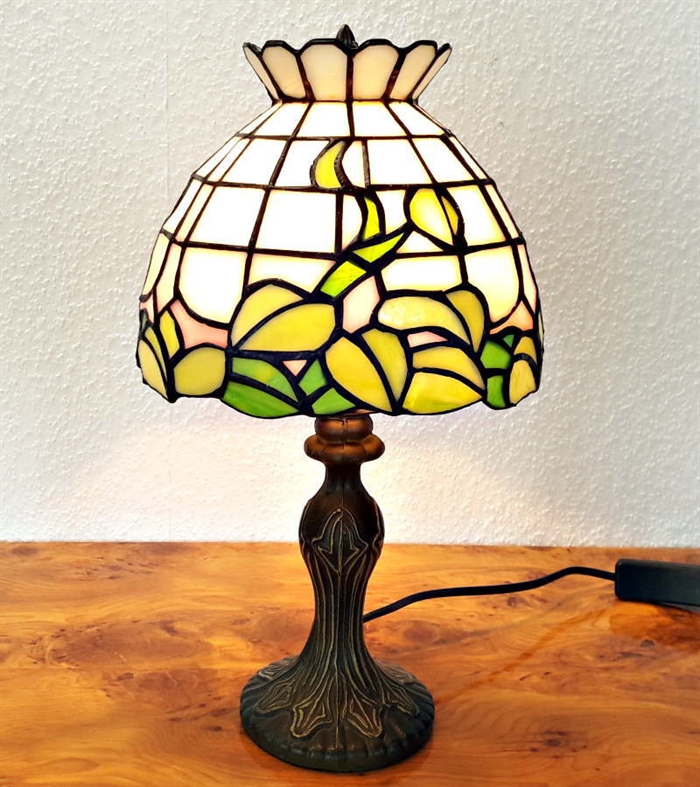 Tiffany bordlampe M14